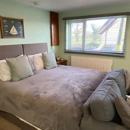 The Studio With Hot Tub In East Budleigh In Beautiful Countryside Buitenkant foto