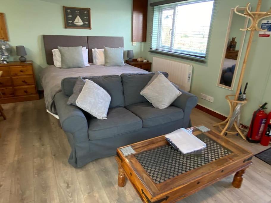 Apartment The With Hot Tub In In Beautiful Countryside *